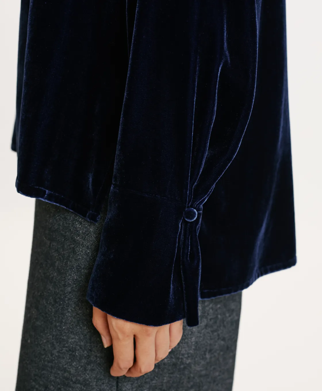 Momoni Chemises Et Blouses*BLOUSE AISU EN VELOURS MÉLANGE DE SOIE LISSE - Indigo