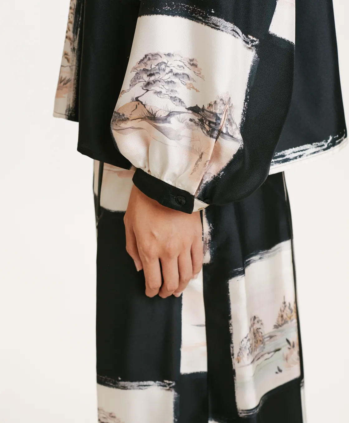 Momoni Chemises Et Blouses*CHEMISIER ICHIGO EN SERGÉ DE SOIE IMPRIMÉ - MULTICOLORE NOIR MulticoloreNoir