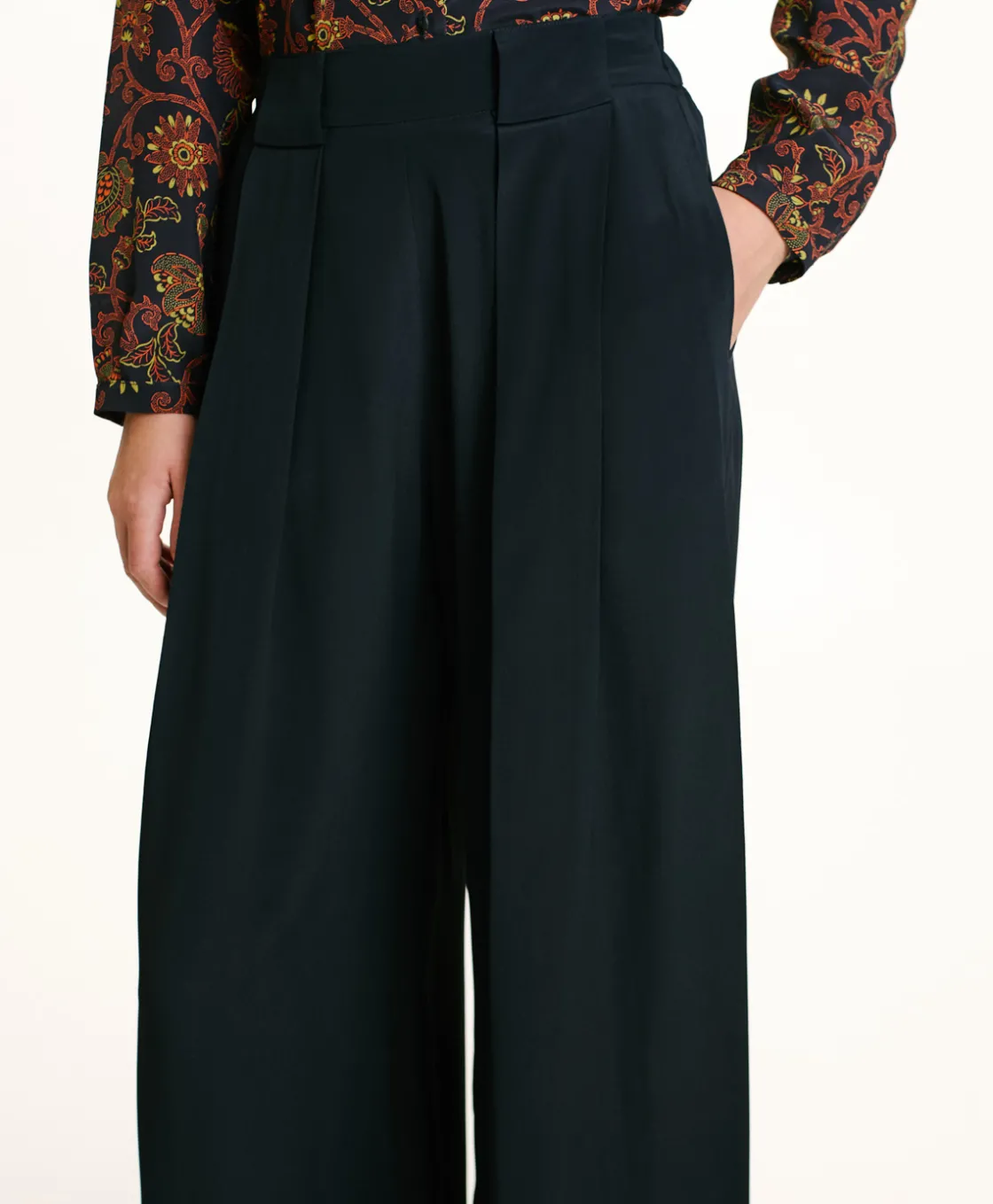 Momoni Pantalons*PANTALON ASPEN EN ACÉTATE/SOIE UNI - Bleu