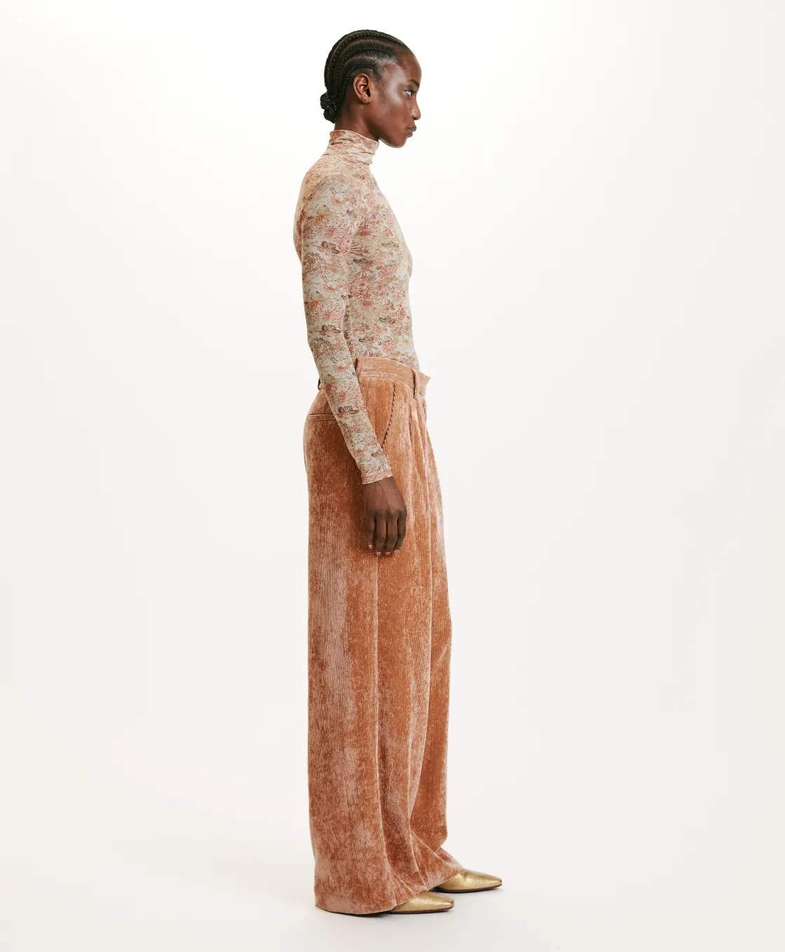 Momoni Pantalons*PANTALON KYOTO EN VELOURS STRETCH BICOLORE - Amande