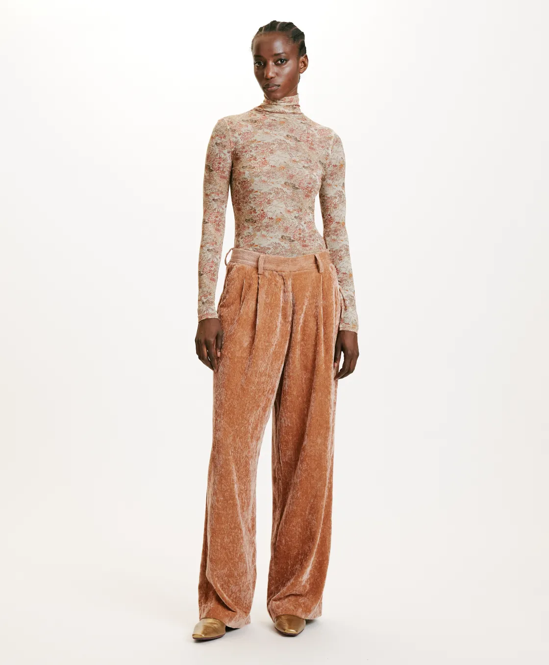 Momoni Pantalons*PANTALON KYOTO EN VELOURS STRETCH BICOLORE - Amande