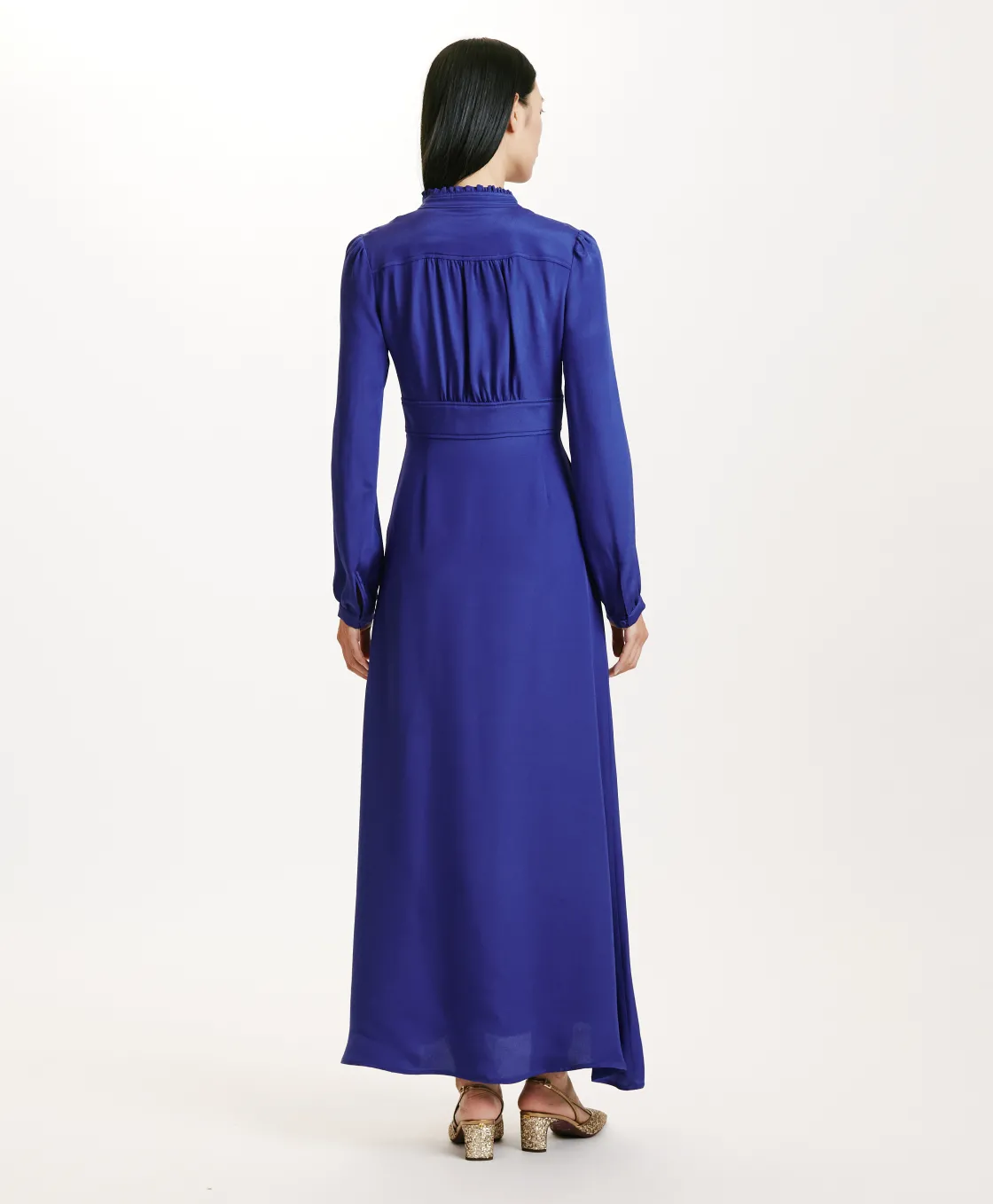 Momoni Robes*ROBE JISHO EN MÉLANGE DE SOIE CRÊPE - Bleu